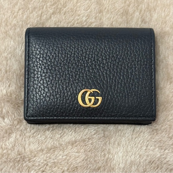 Gucci Handbags - Gucci Black Pebbled Leather wallet